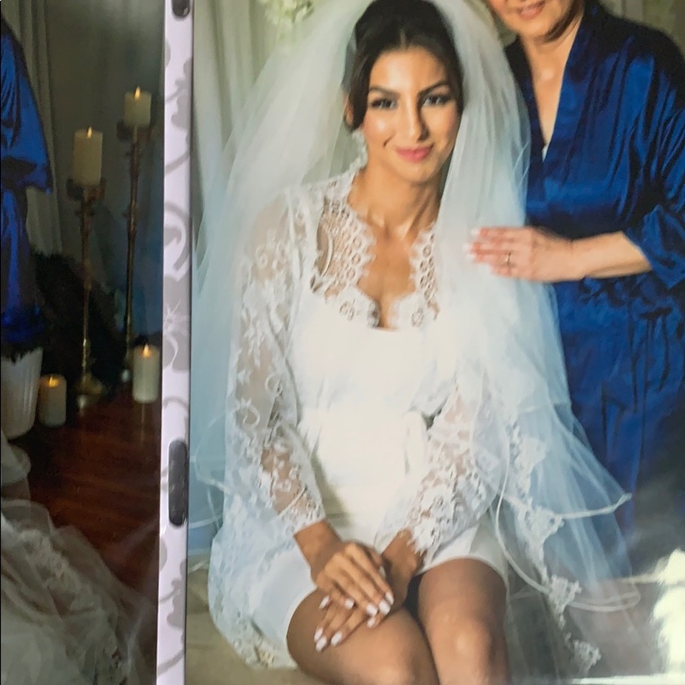 Bridal lace long robe - Picture 7 of 7